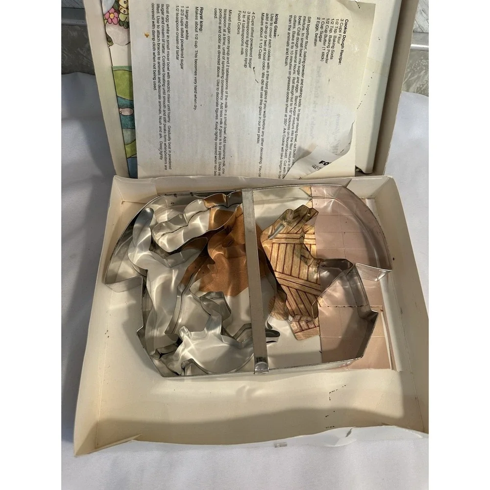 1992 Noahs Ark Bake Set by Fox Run Craftsmen - Incomplete